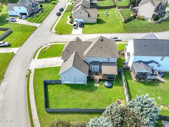 3rd image of 7640 Greenscape Dr