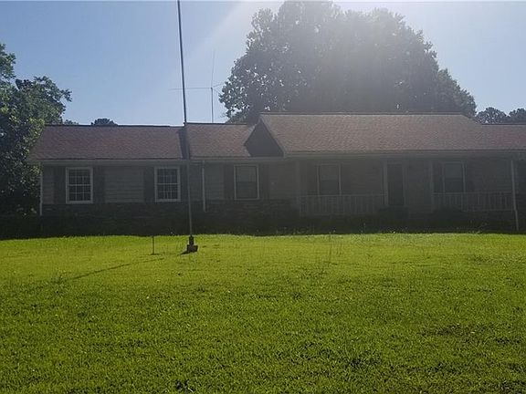 2nd image of 2328 Autumn Dr