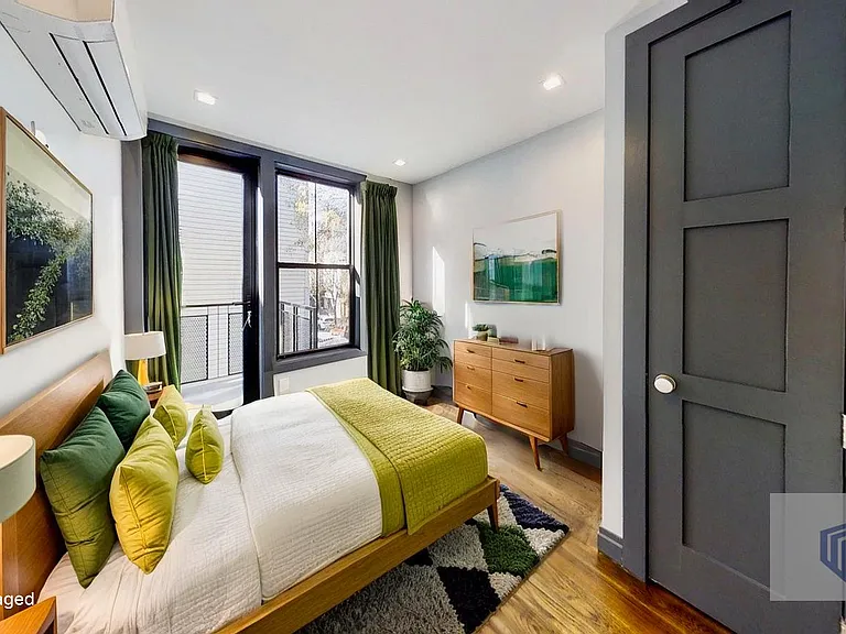119 Kent Ave #3 — Photo 7