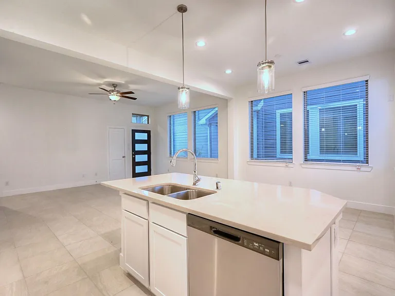 1535 Crystal Stream Dr — Photo 11