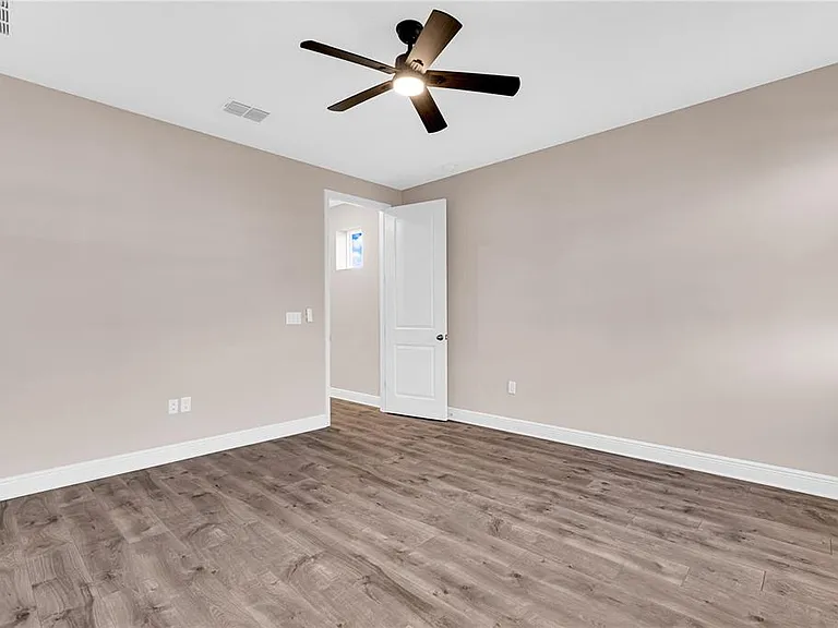 10205 Pearson Ave — Photo 14