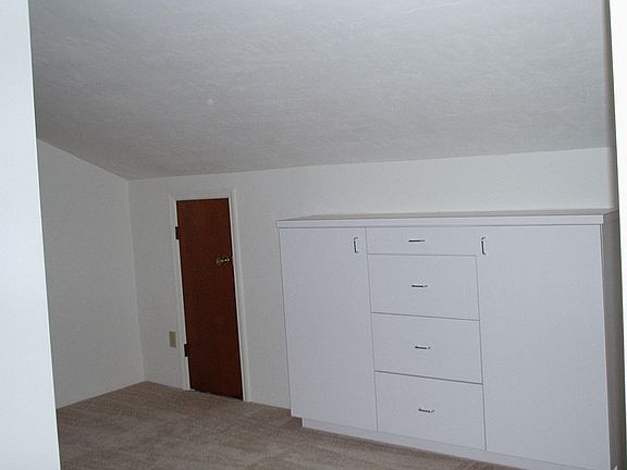 5th image of 5413 NW 33rd Pl