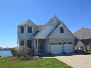 13121 S Lake Mary Dr, Plainfield, IL 60585