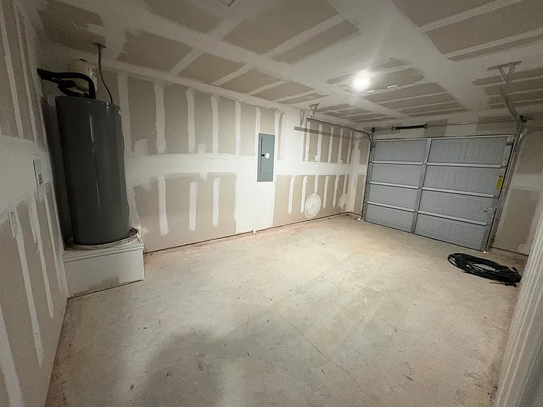 211 Blue Bird Ln — Photo 14