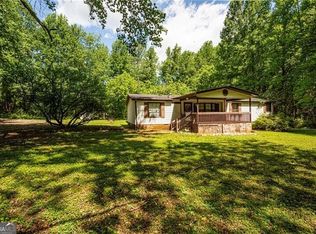 1379 Cavender Creek Rd, Dahlonega, GA 30533