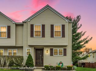 831 Darlington Dr #185, Old Bridge, NJ 08857