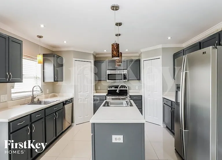 3108 Sky St — Photo 5
