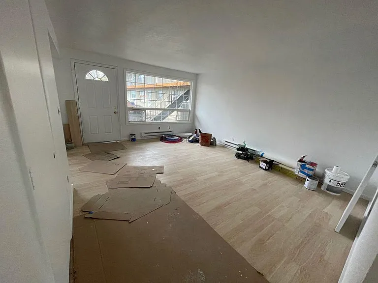 201 S James St #5 — Photo 7