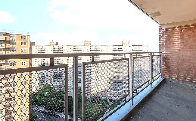 Sold by Korr Realty | media 28