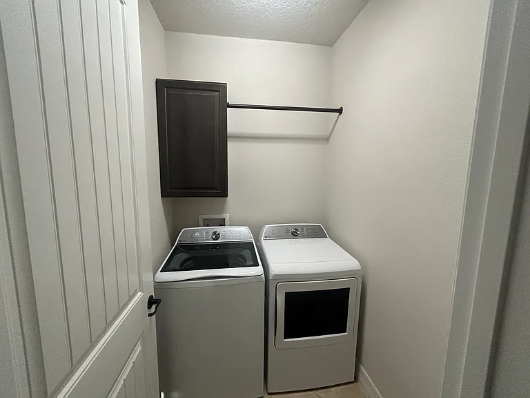 6132 SW 94th Ter — Photo 8