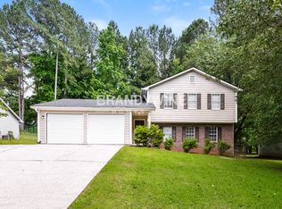 911 Walnut Creek Ln, Jonesboro, GA 30238
