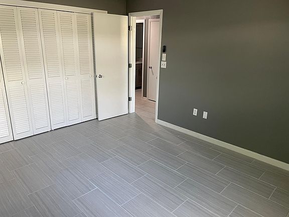 5th image of 2028 Hillwood Dr