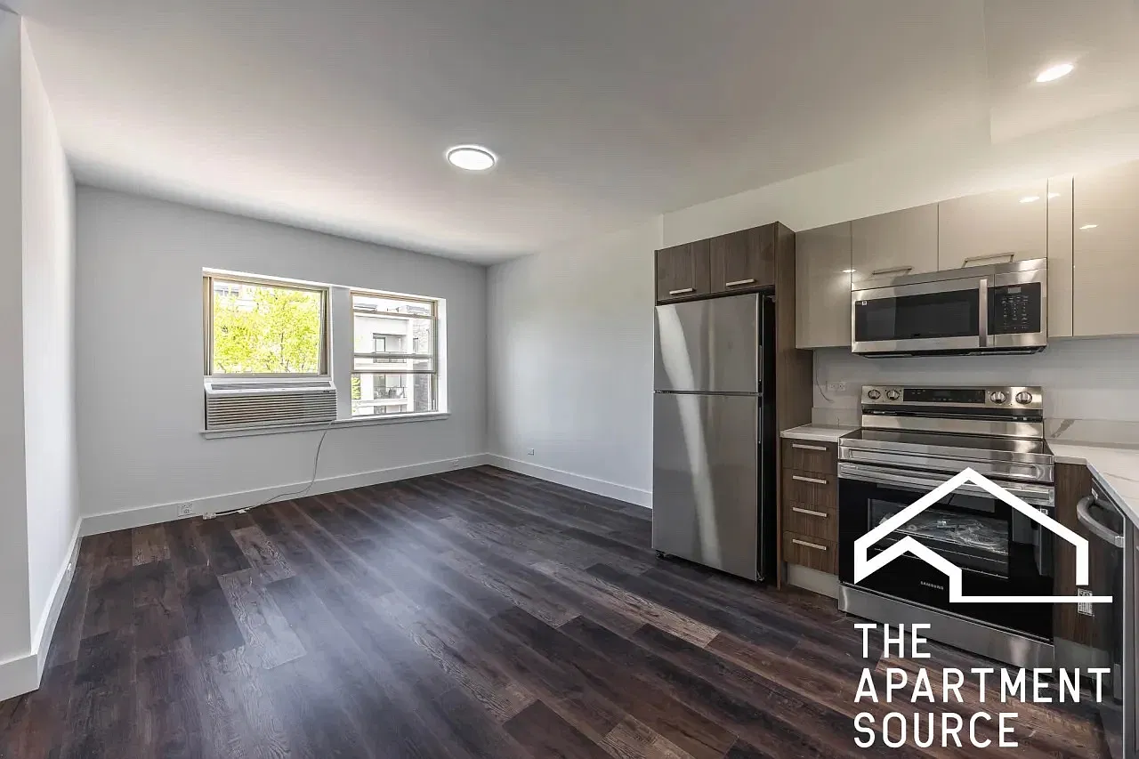 2 bed, 850 sqft, $2,595 — Photo 3