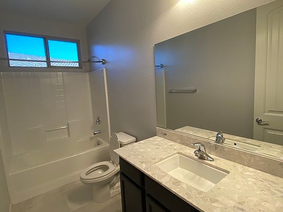 5th image of 664 White Sands Bluff St