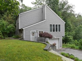 232 W Lake Shore Dr, Rockaway, NJ 07866