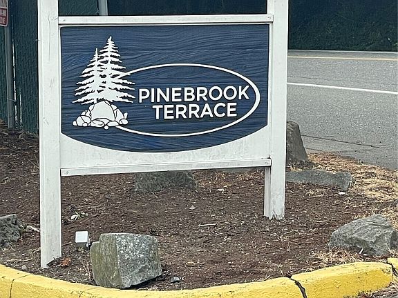 4th image of 2305 S Pinebrook Lane