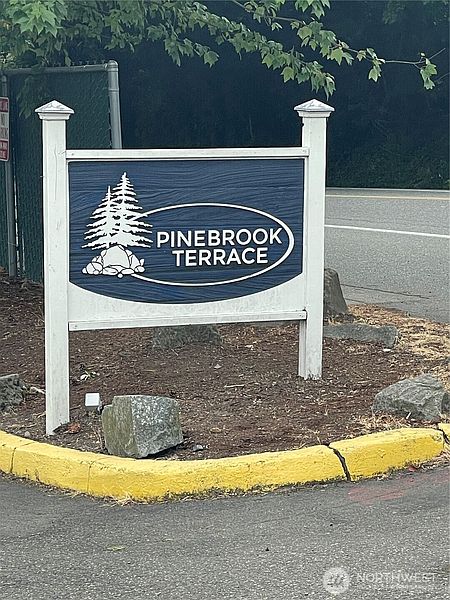 4th image of 2305 S Pinebrook Lane