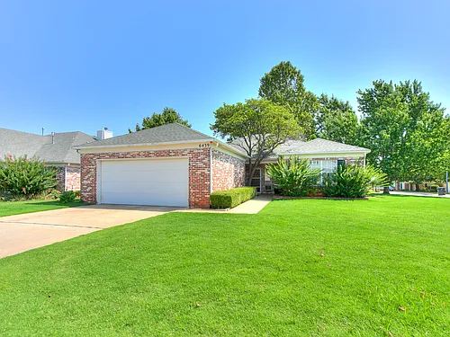 6439 Masons Dr Photo 1