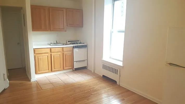 Rented by Keller Williams NYC | media 11