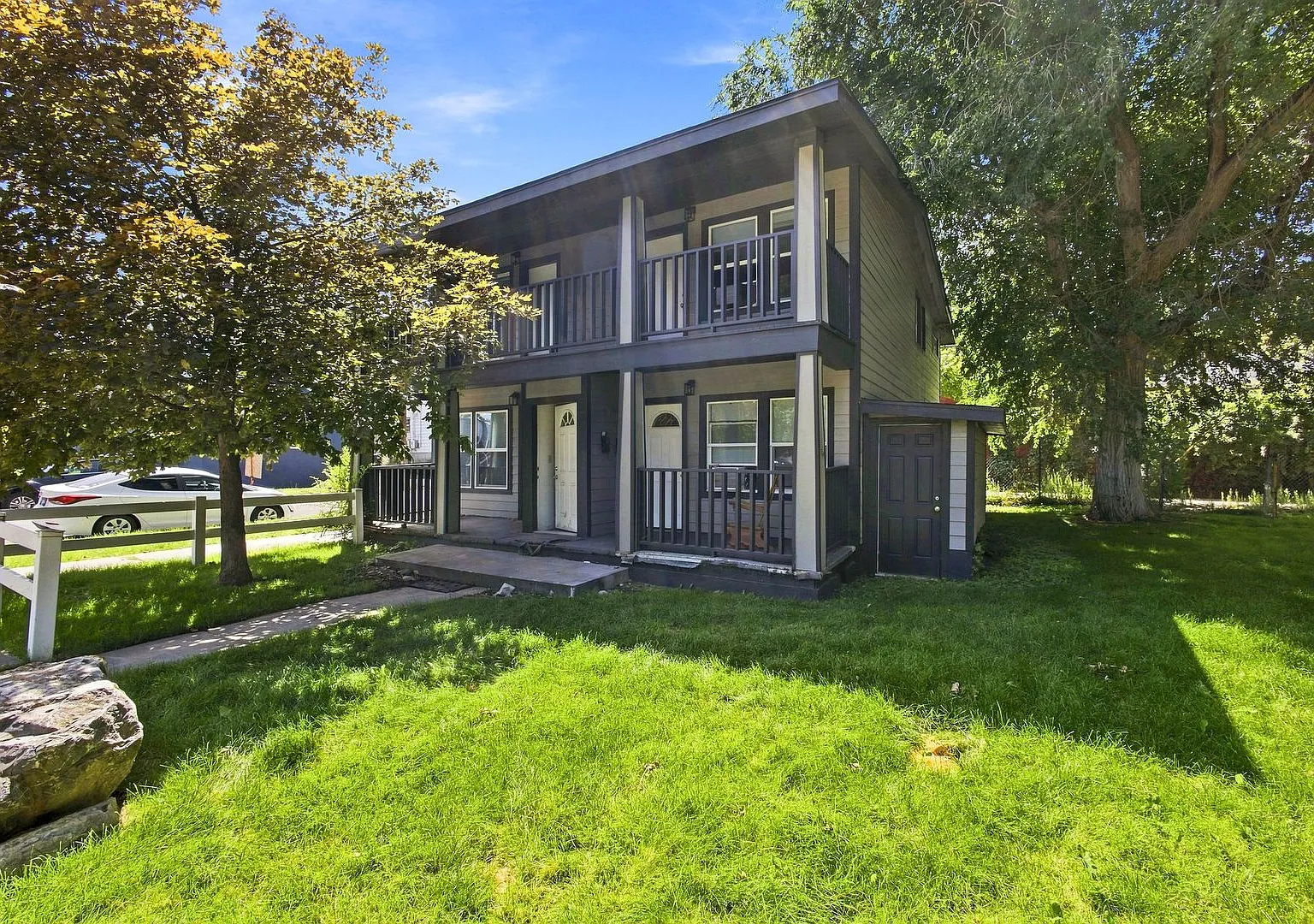 724 W Lewis St — Photo 1