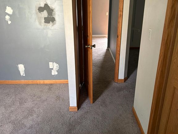 5th image of 1407 E Main St