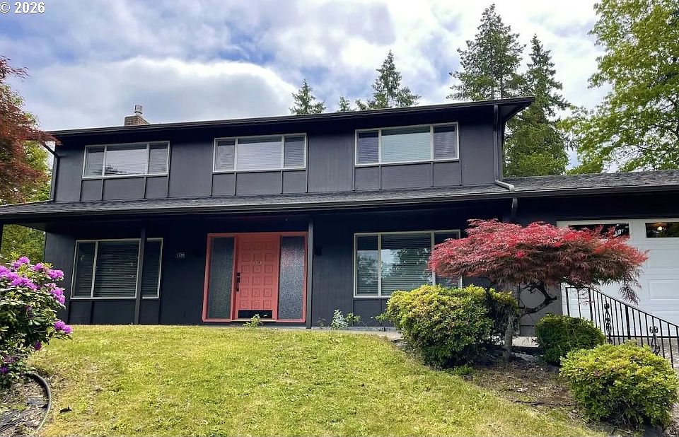 1st image of 1520 W 28th Pl