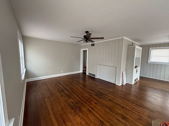 2nd image of 421 Hammond St