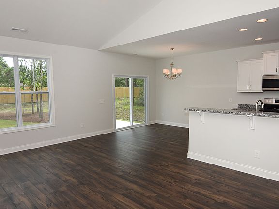 Image represents a previous build. Current selections may vary.