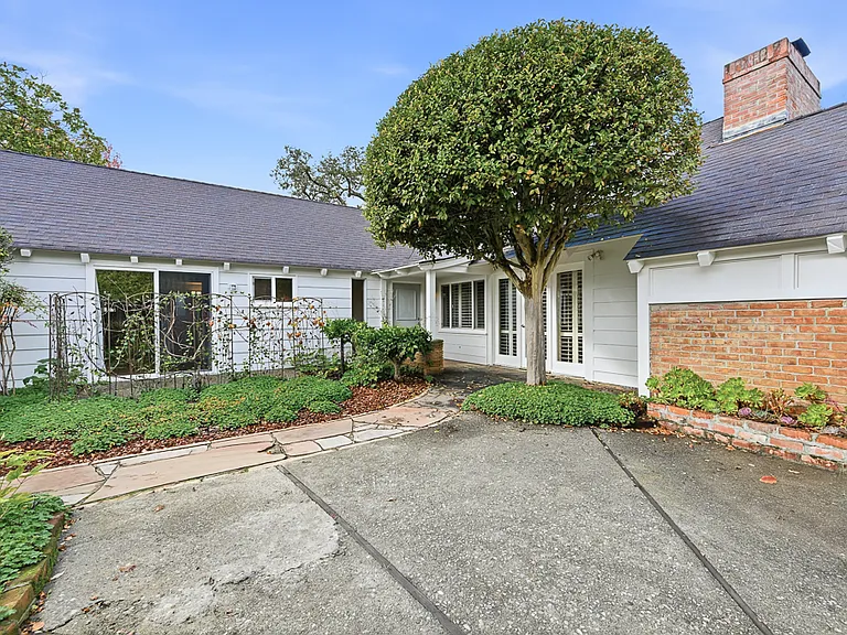 20 Kent Pl — Photo 96