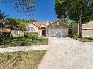 10305 Springrose Dr, Tampa, FL 33626