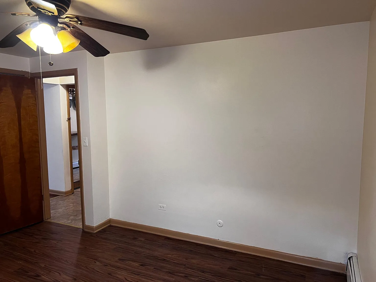 3850 W Argyle St — Photo 2