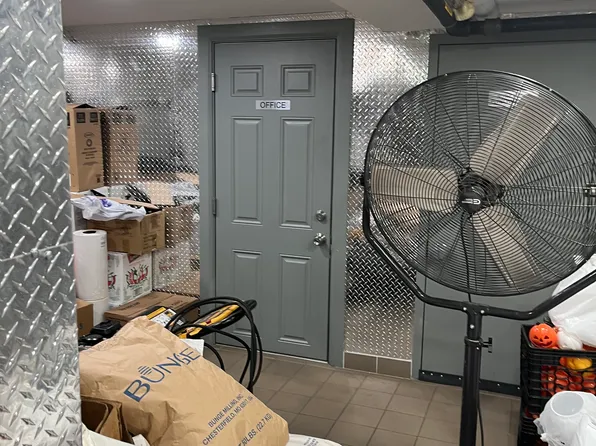 342 Ridgewood Avenue image 8 of 14