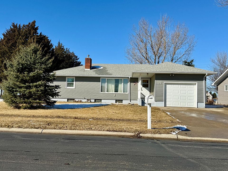 1st image of 114 Hilltop Dr