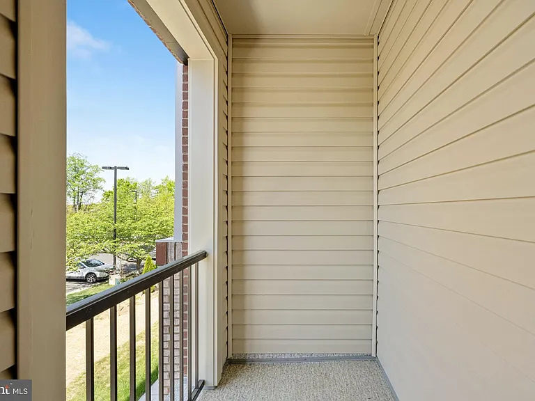2630 Neabsco Common Pl — Photo 19