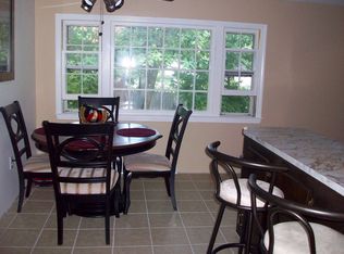 6 Glasgow Rd, Nashua, NH 03062