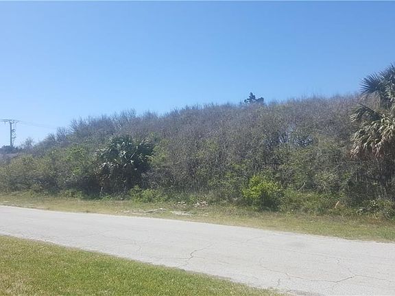 5th image of 117 Meadow Ave