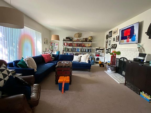 2nd image of 626 Keats Ct
