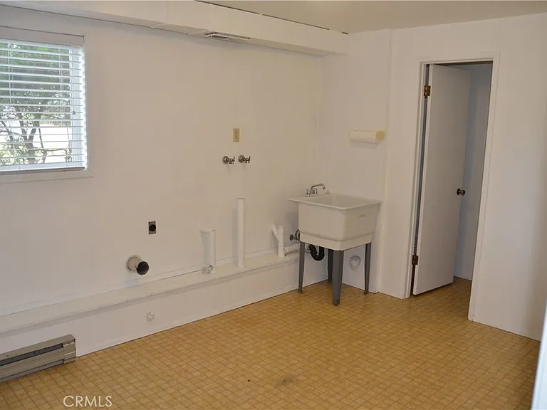 3700 Beazer Rd — Photo 17