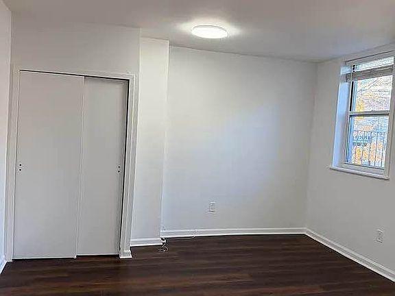 2nd image of 2702 Astoria Blvd APT 3