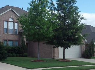 2828 Red Wolf Dr, Fort Worth, TX 76244