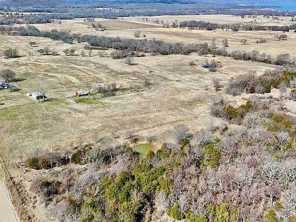 3rd image of 1809 McNally Flats Rd