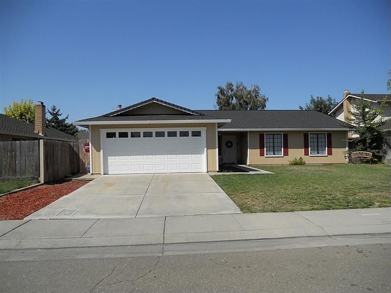 1st image of 9731 Wintergreen Ct