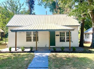 1012 S 13th St, Chickasha, OK 73018