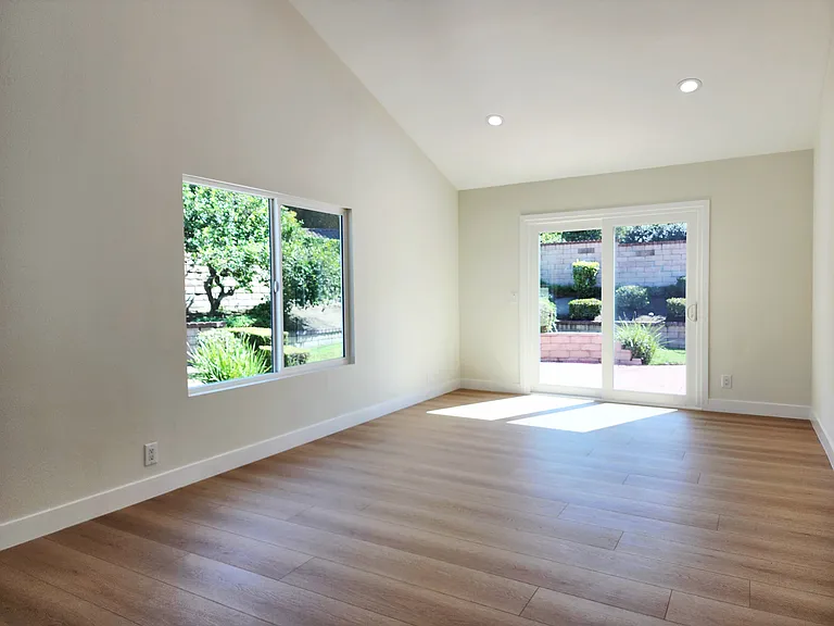 2573 Crown Way — Photo 7