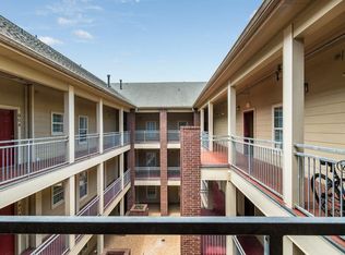 1023 W 24th St APT 902, Austin, TX 78705