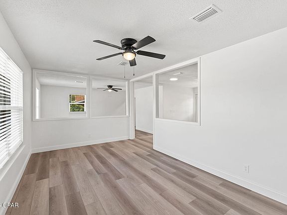 5th image of 909 Louisiana Ave