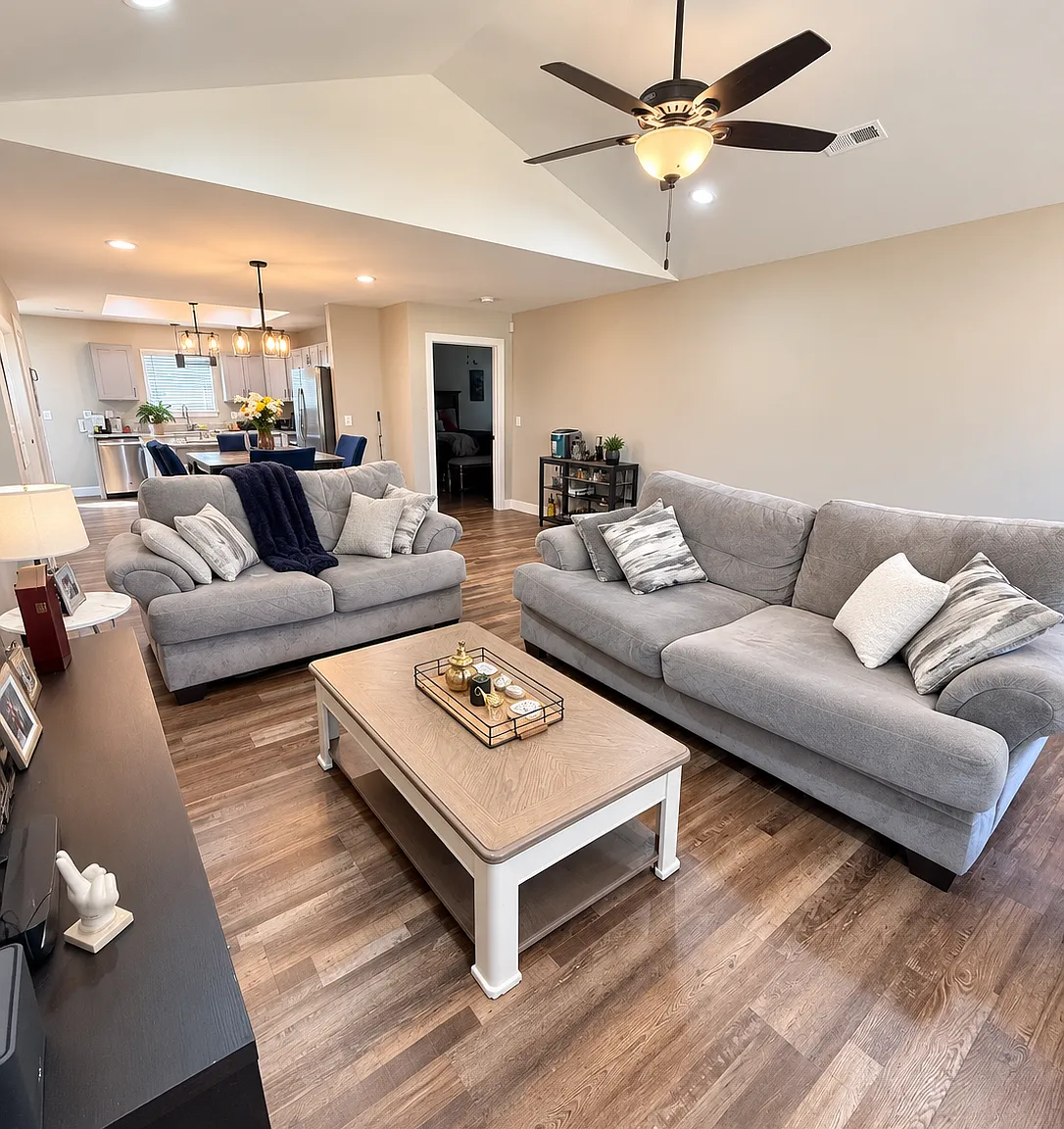 178 Mesa Drive - 1 — Photo 3