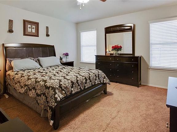 3rd image of 6513 Sendero Ln