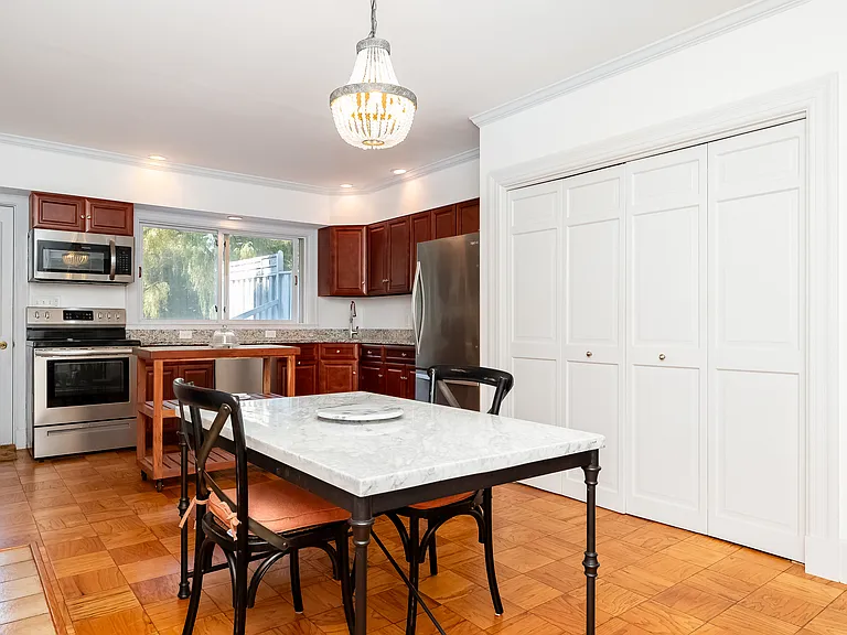 19 Norwood Farms Rd #2R — Photo 5