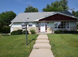 253 Grand Blvd, Mayville, WI
